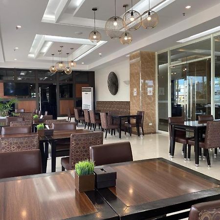 Diversion 21 Hotel Iloilo City Bagian luar foto