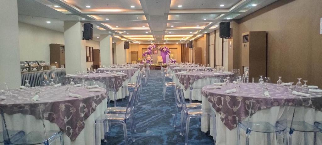 Diversion 21 Hotel Iloilo City Bagian luar foto