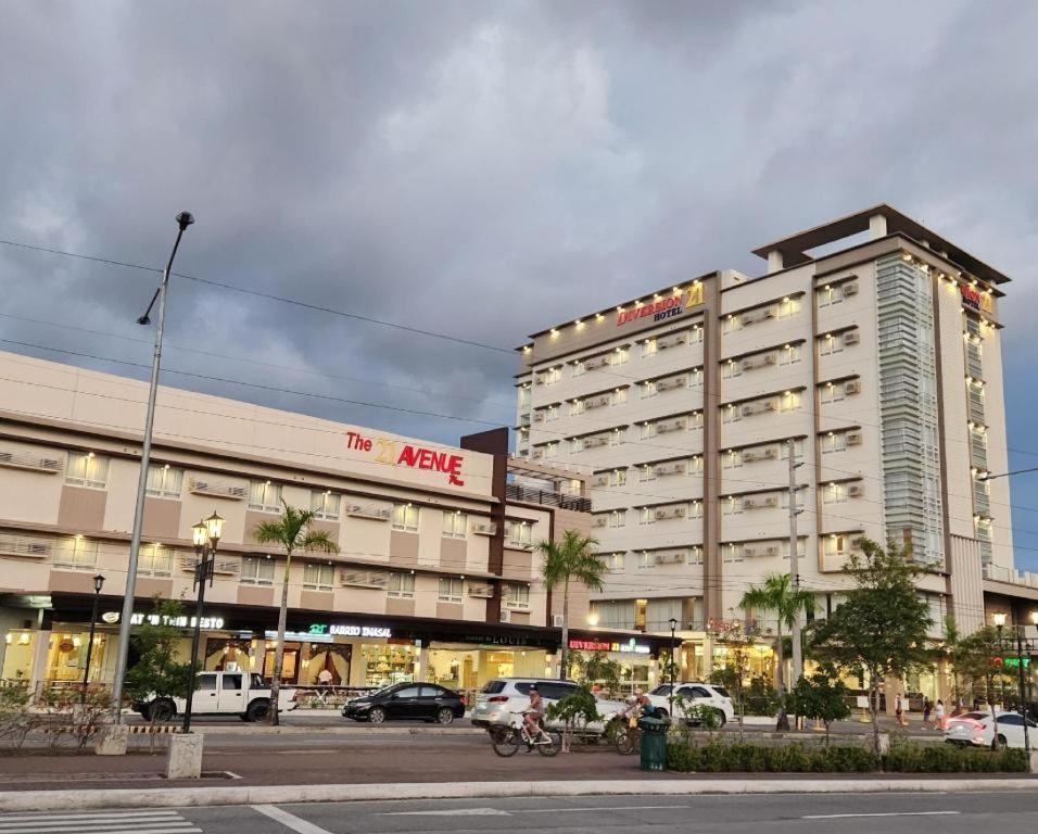 Diversion 21 Hotel Iloilo City Bagian luar foto