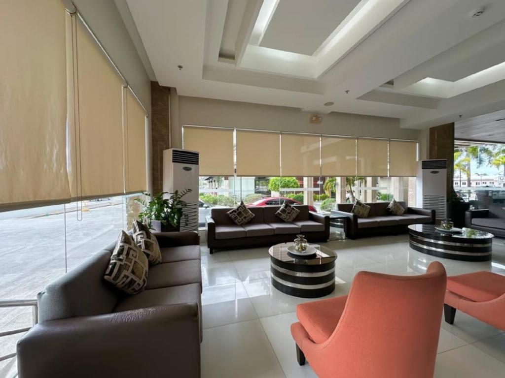 Diversion 21 Hotel Iloilo City Bagian luar foto